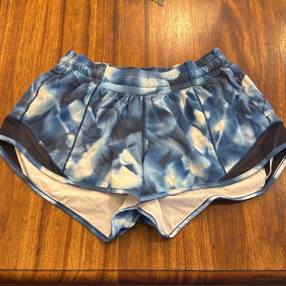 Lululemon hotty hot shorts